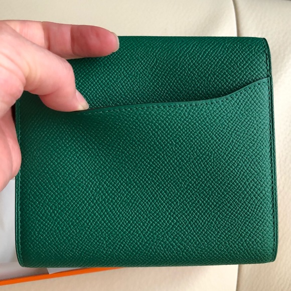 Constance compact Wallet; vert vertigo - Picture 2 of 8